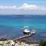 Secluded Fisherman's Cove Matuskovica, Pasman - 11343