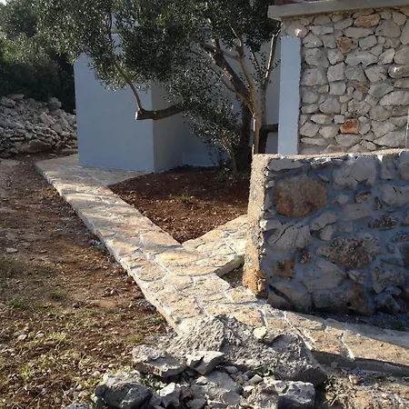 Vikendica Secluded Fisherman's Cove Matuskovica, Pasman - 11343 Tkon