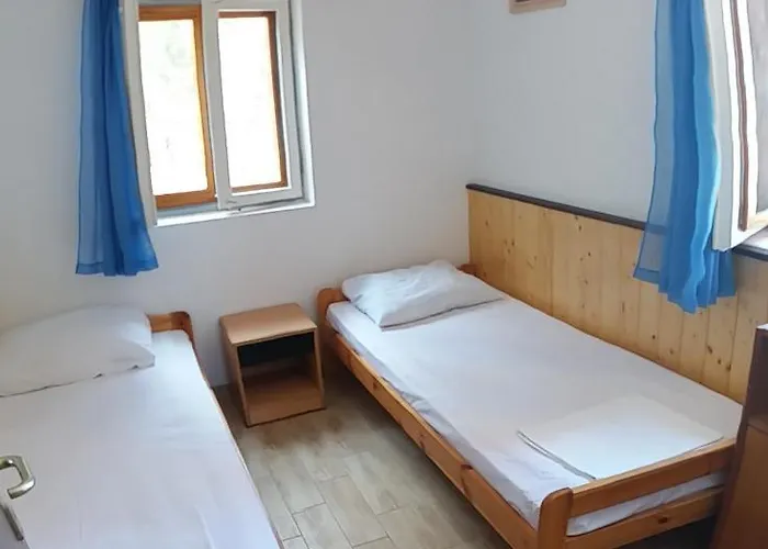 Secluded Fisherman's Cove Matuskovica, Pasman - 11343 Vikendica *