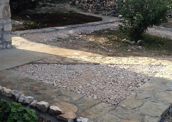 Secluded Fisherman's Cove Matuskovica, Pasman - 11343